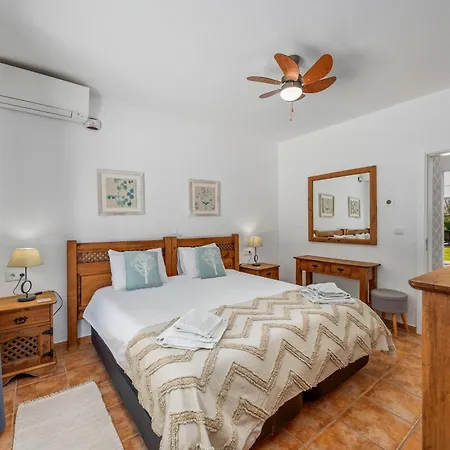 Casa Jardim Oasis *