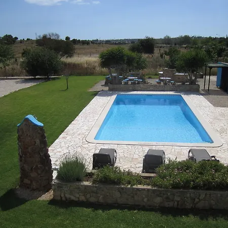 Casa Jardim Oasis *